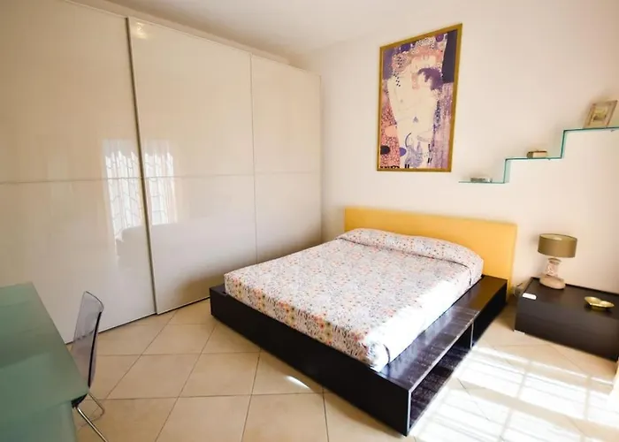 Sotto La Torre * Cipressa